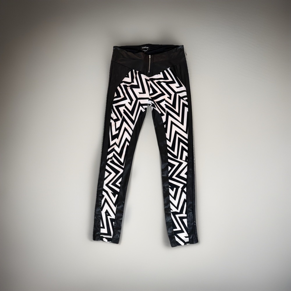 NWT Bebe Leggings Sz 2 Zig Zag 1980s Rock Band Pleather Faux Front Zipper Small